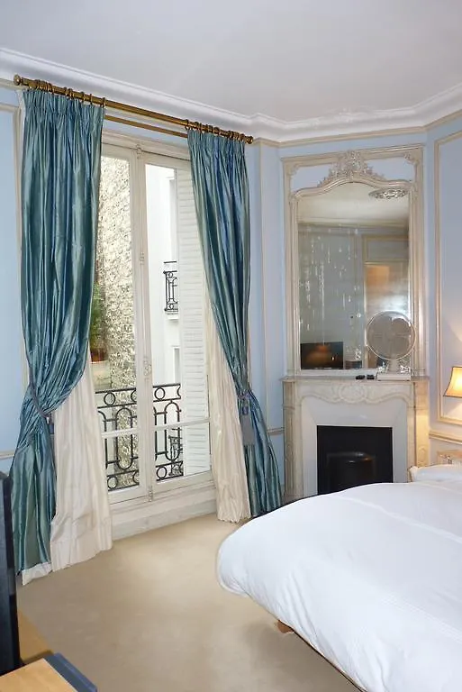 Prestigious 2 Bedroom Near Champs Elysees Apartment Paris